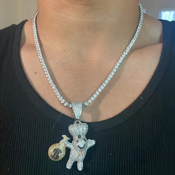Selling diamond chain with Pillsbury doughboy pendant - Picture 2 of 3